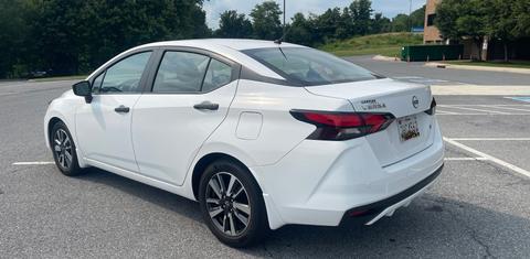 Nissan Versa 2024