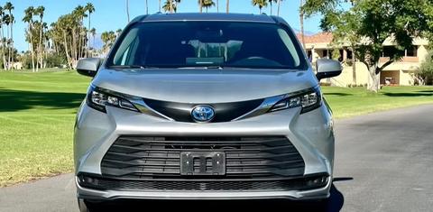 Toyota Sienna 2025