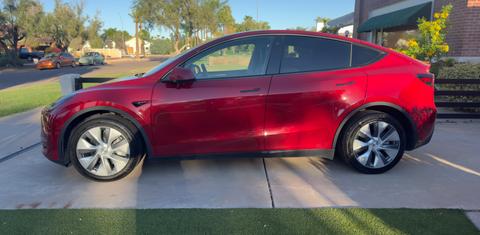 Tesla Model Y 2023