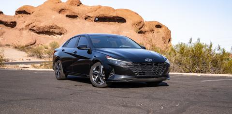 Hyundai Elantra 2023