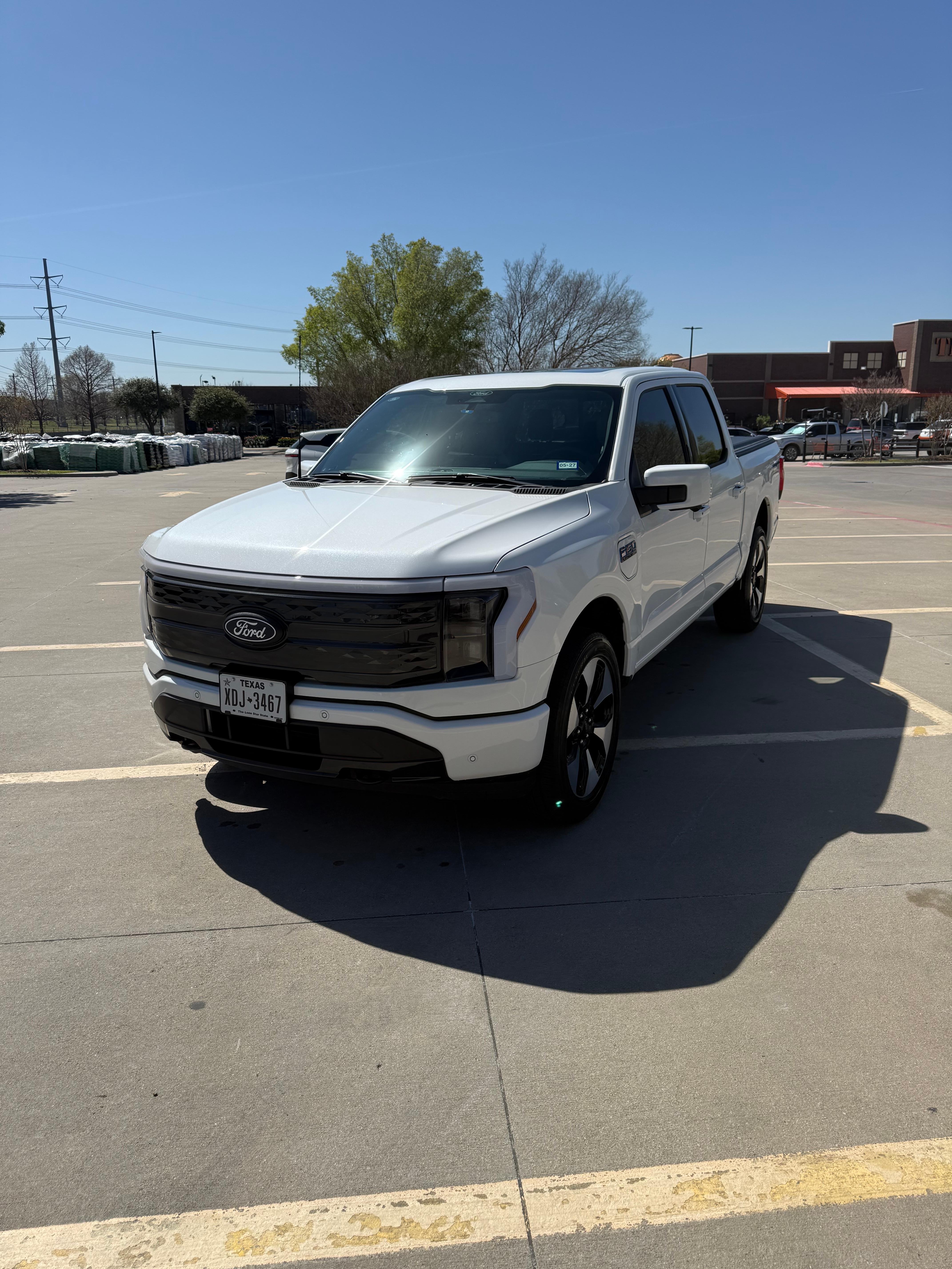 Ford F-150 Lightning 2025 in Frisco, TX