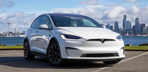 Tesla Model X 2022