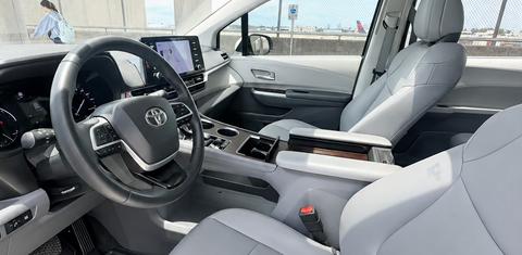 Toyota Sienna 2023