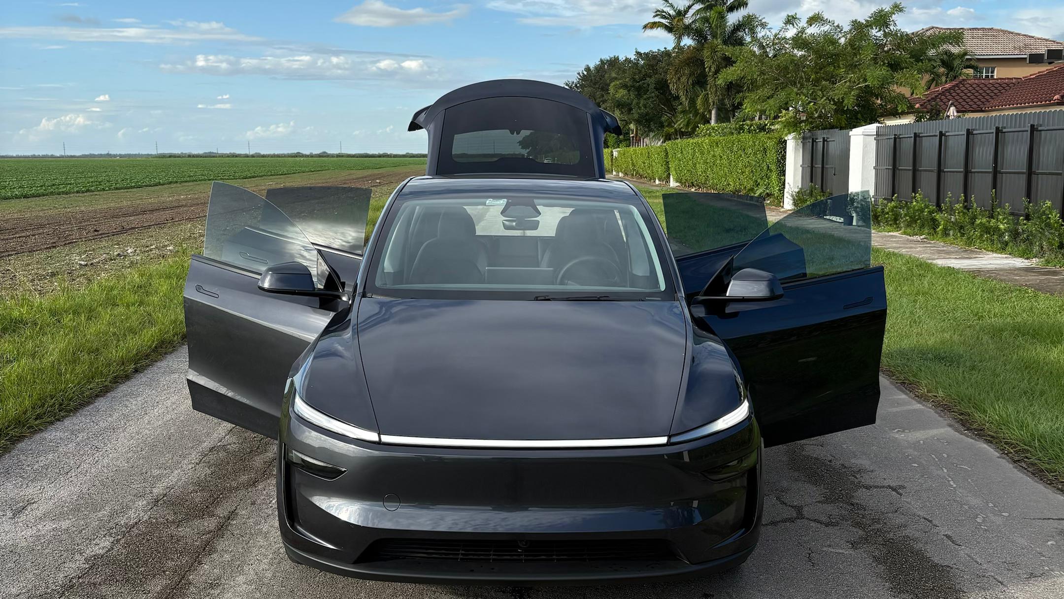 Tesla Model Y 2026 in Miami, FL