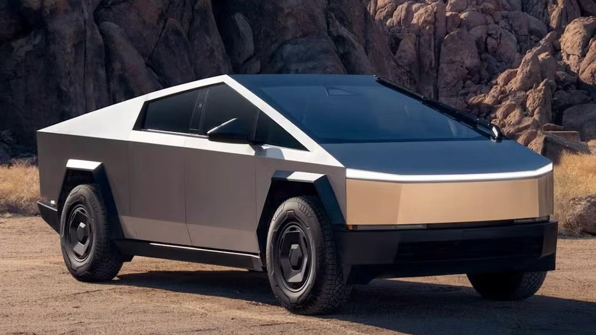 Tesla Cybertruck 2026 in Wells, ME