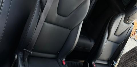 Tesla Model X 2023