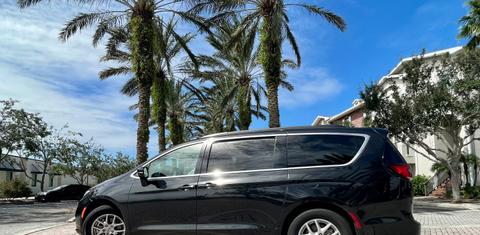 Chrysler Pacifica 2022