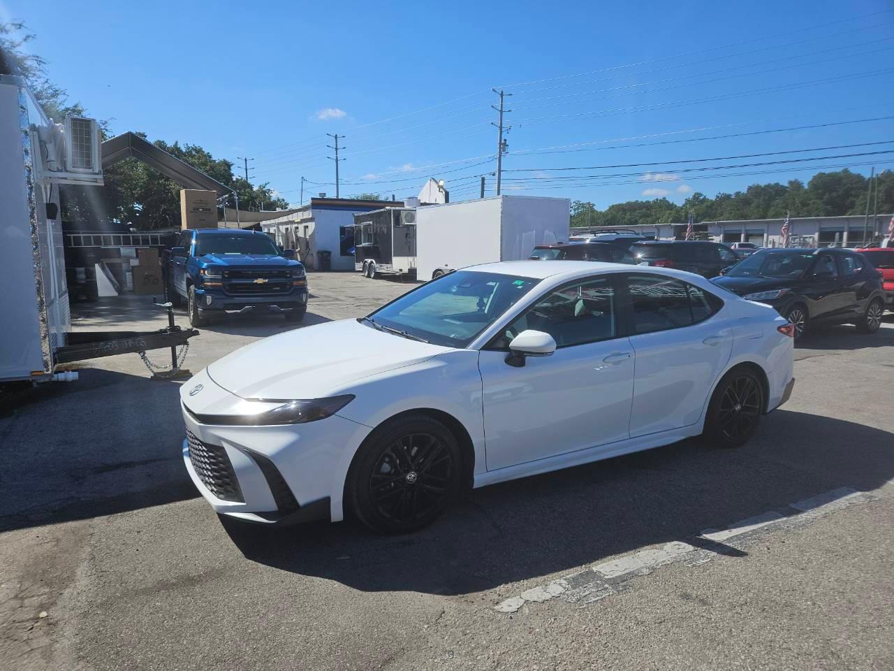Toyota Camry Hybrid 2025 in 