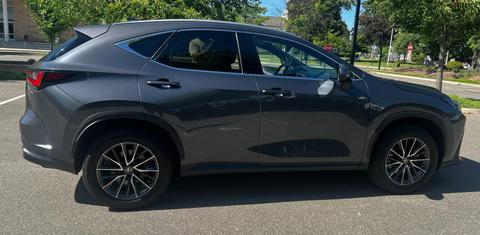 Lexus NX 2022