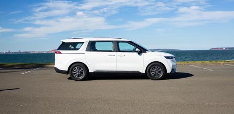Kia CARNIVAL 2023
