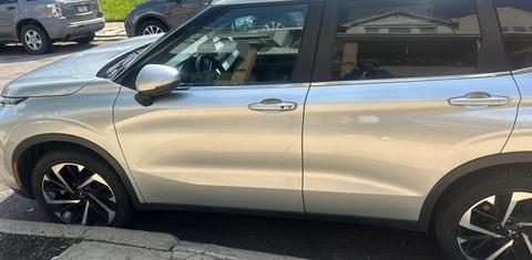 Mitsubishi Outlander 2024