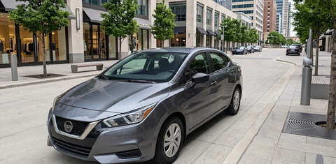 Nissan Versa 2021