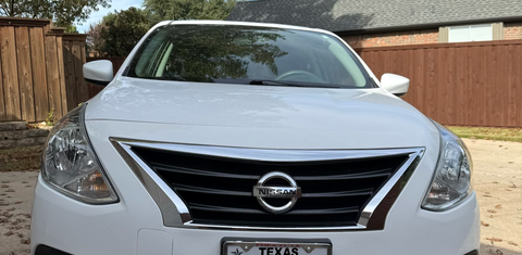 Nissan Versa 2015