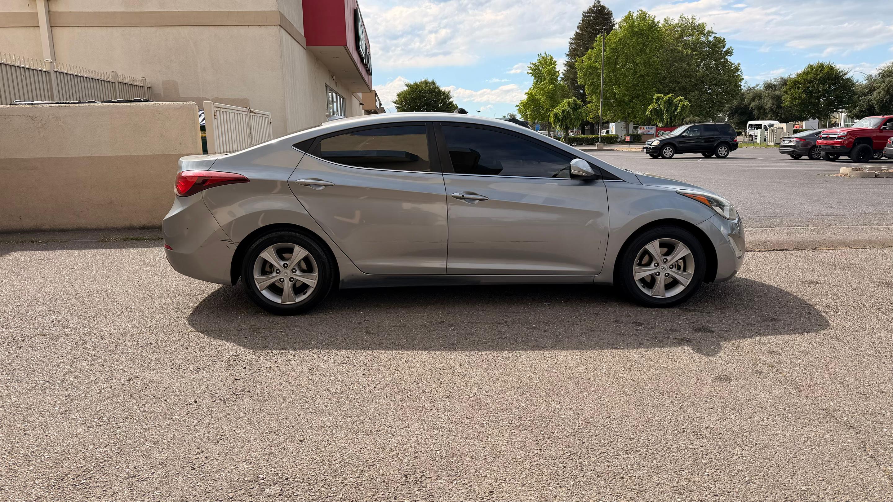 Hyundai Elantra 2016 in 