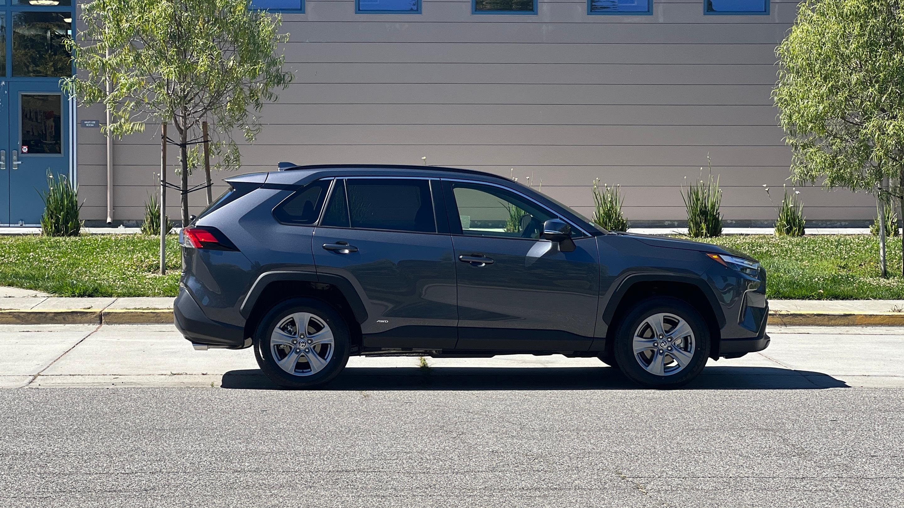 Toyota RAV4 Hybrid 2023 in 