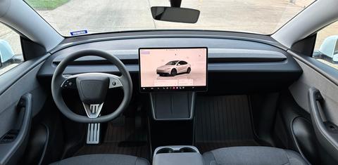 Tesla Model Y 2026