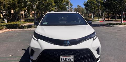 Toyota Sienna 2025