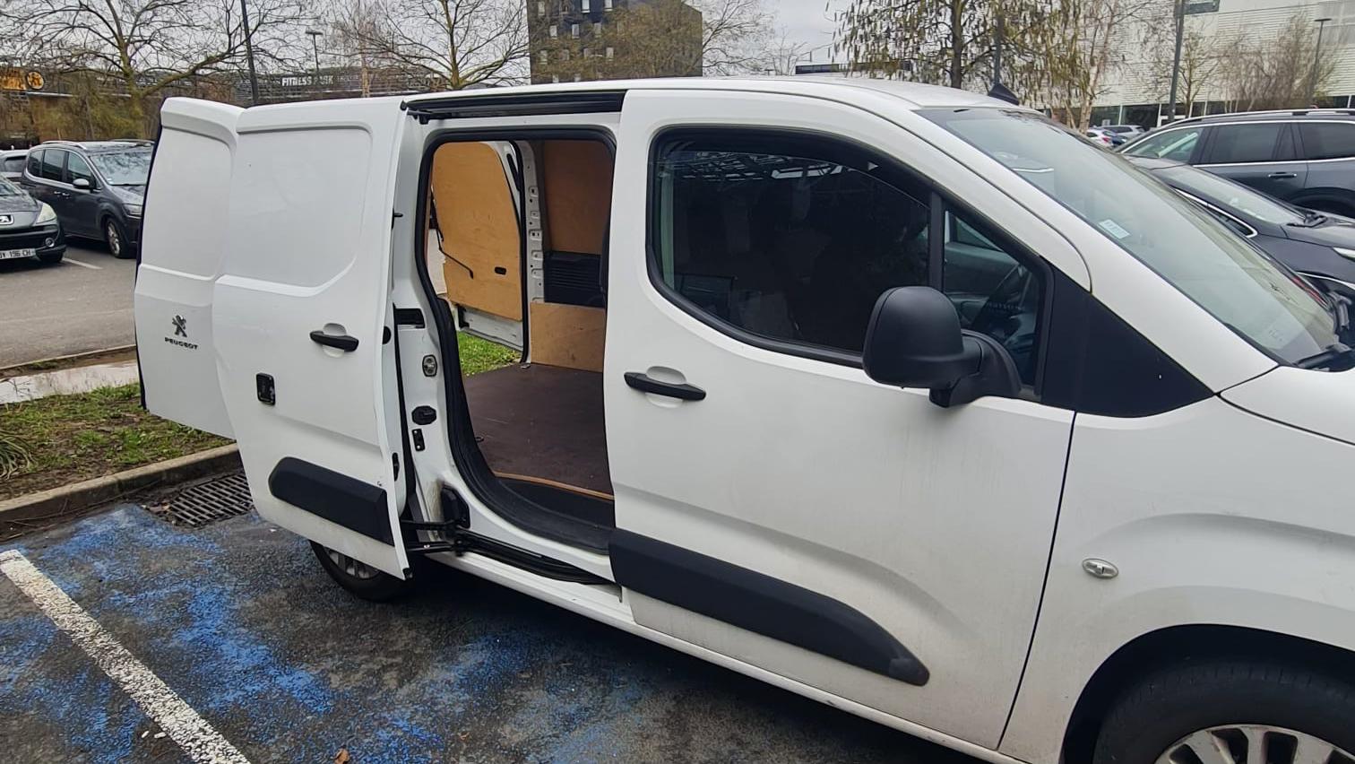Peugeot PARTNER FGN 2020 à Sainte-Geneviève-des-Bois