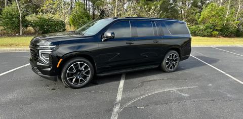 Chevrolet Suburban 2025