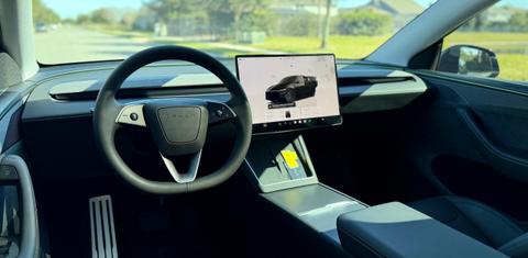 Tesla Model Y 2026
