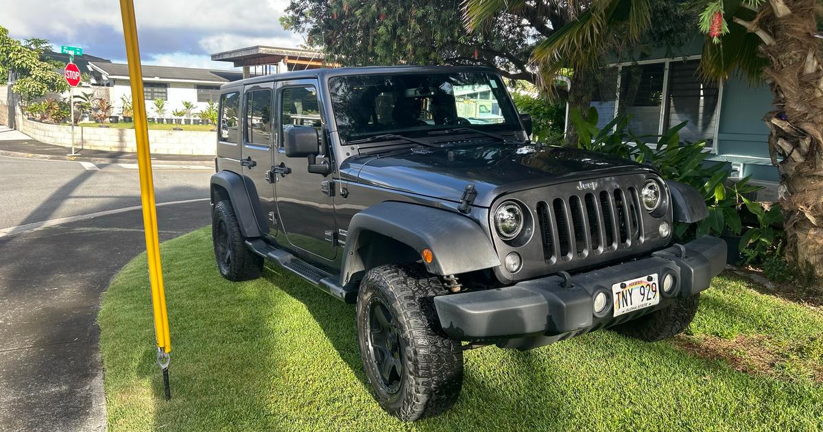 Jeep Wrangler JK Unlimited 2018 rental in Kailua, HI by Kyle | Turo