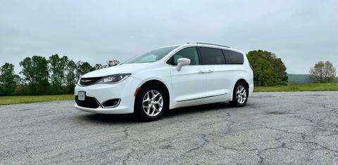Chrysler Pacifica 2018