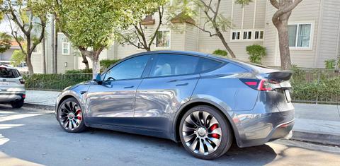 Tesla Model Y 2022