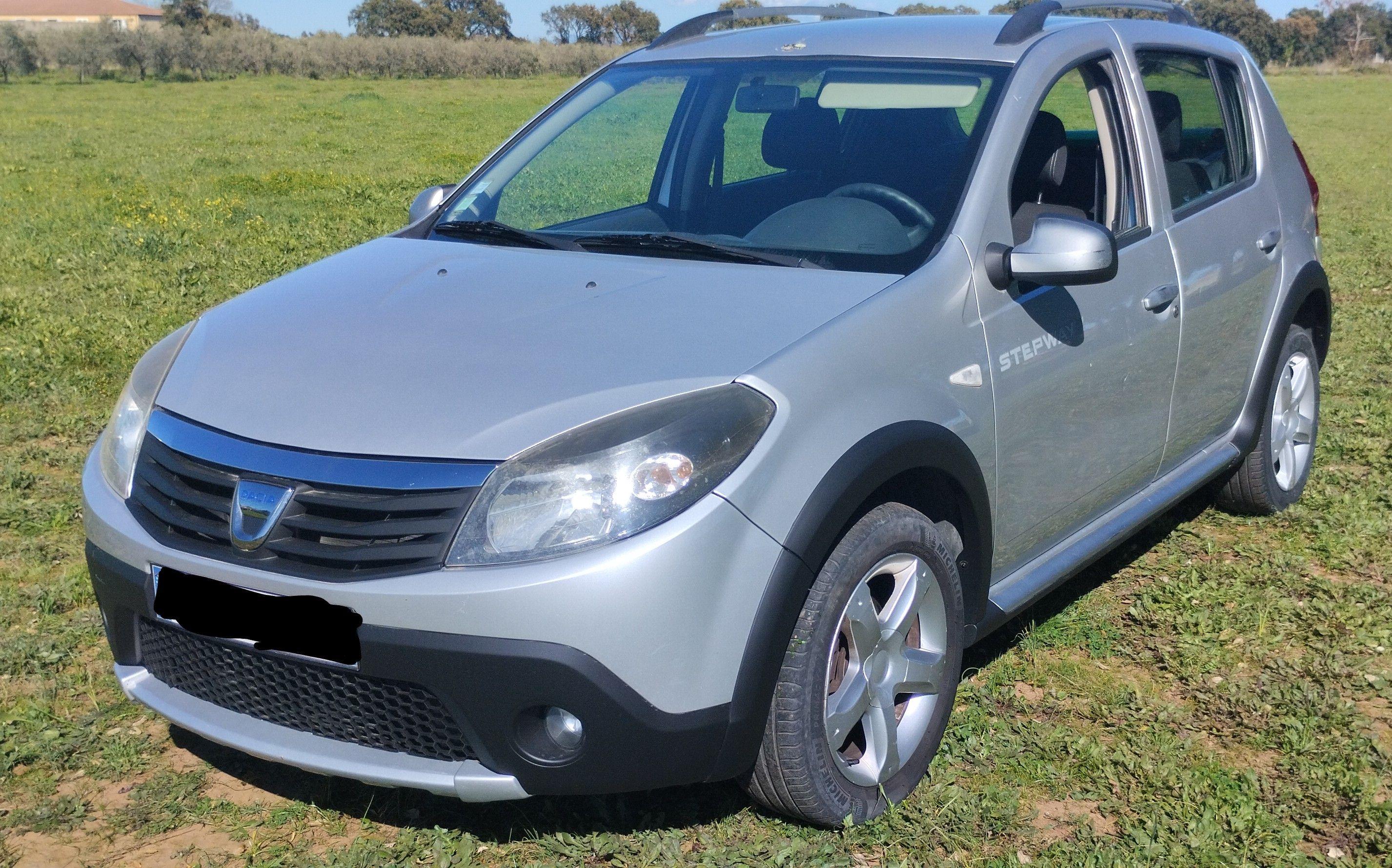 Dacia SANDERO 2011 à Lucciana