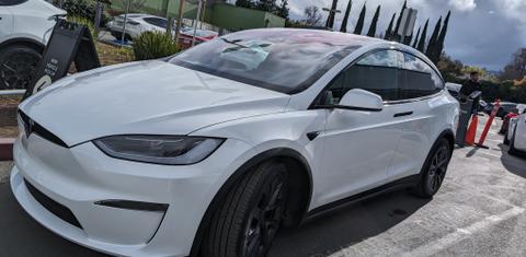Tesla Model X 2024