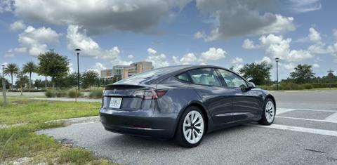 Tesla Model 3 2021