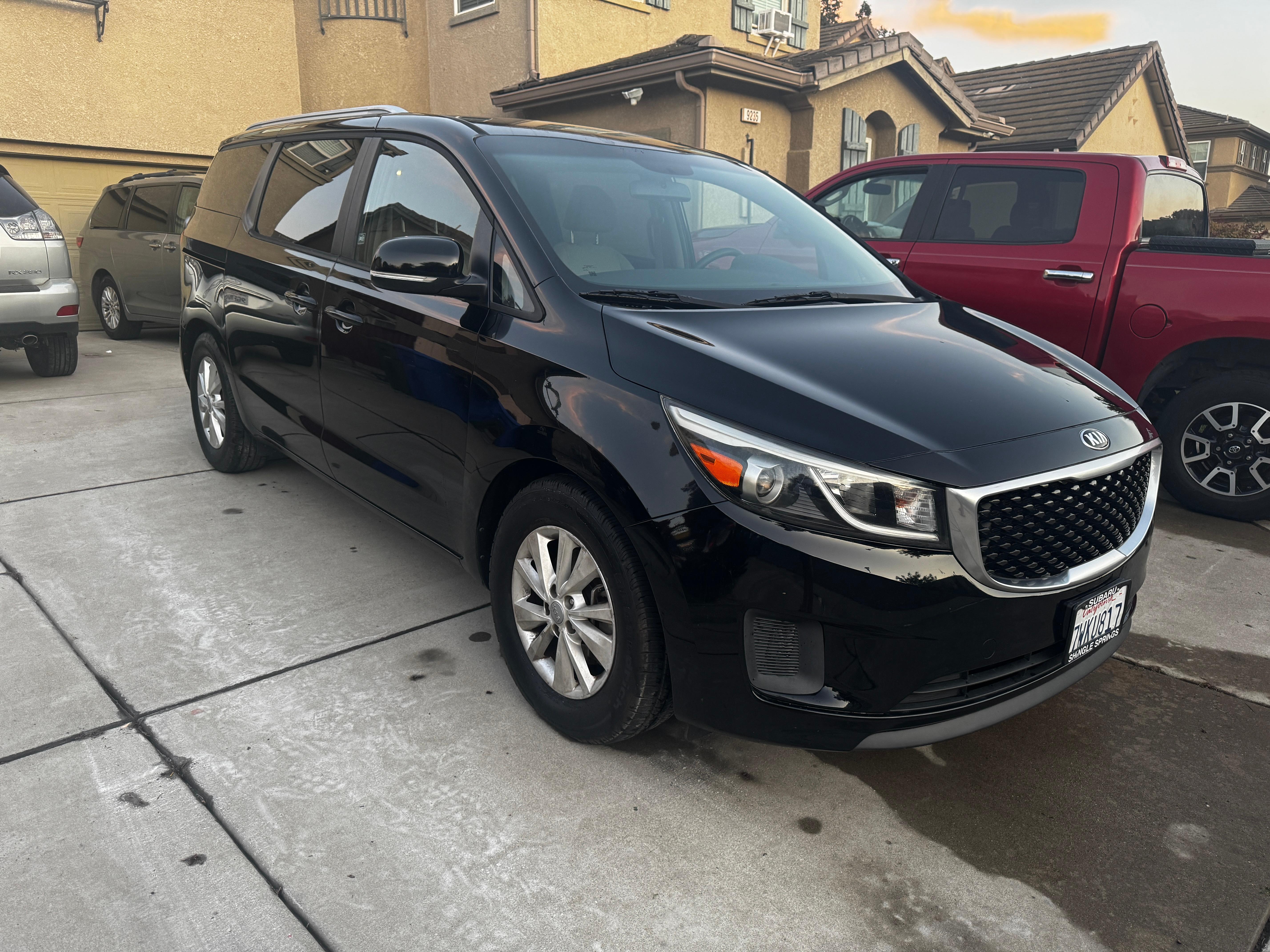 Kia Sedona 2016 in Elk Grove, CA