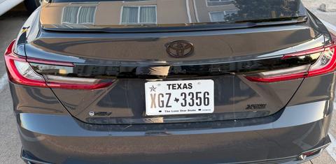 Toyota Camry Hybrid 2026