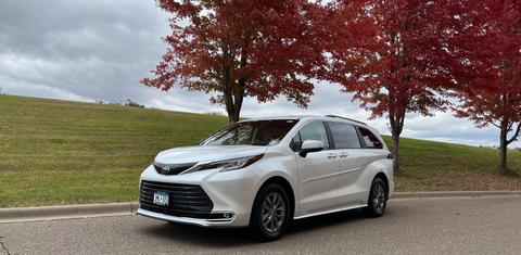 Toyota Sienna 2022