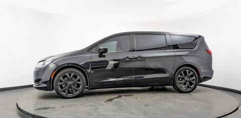 Chrysler Pacifica 2018