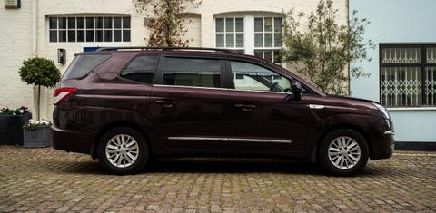 SsangYong Turismo 2015