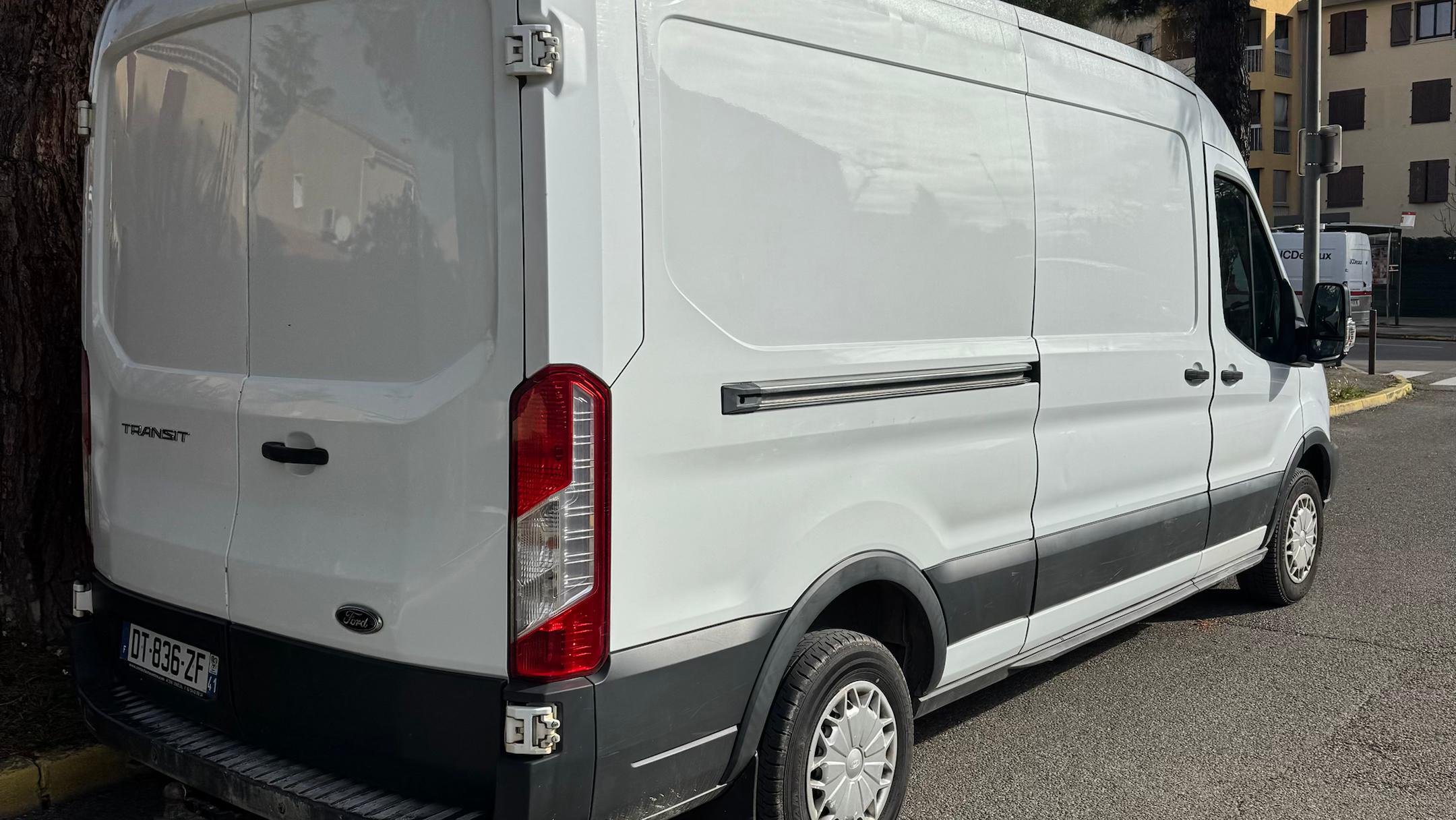 Ford TRANSIT 2015 à Aix-en-Provence