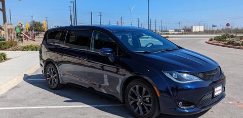 Chrysler Pacifica 2019