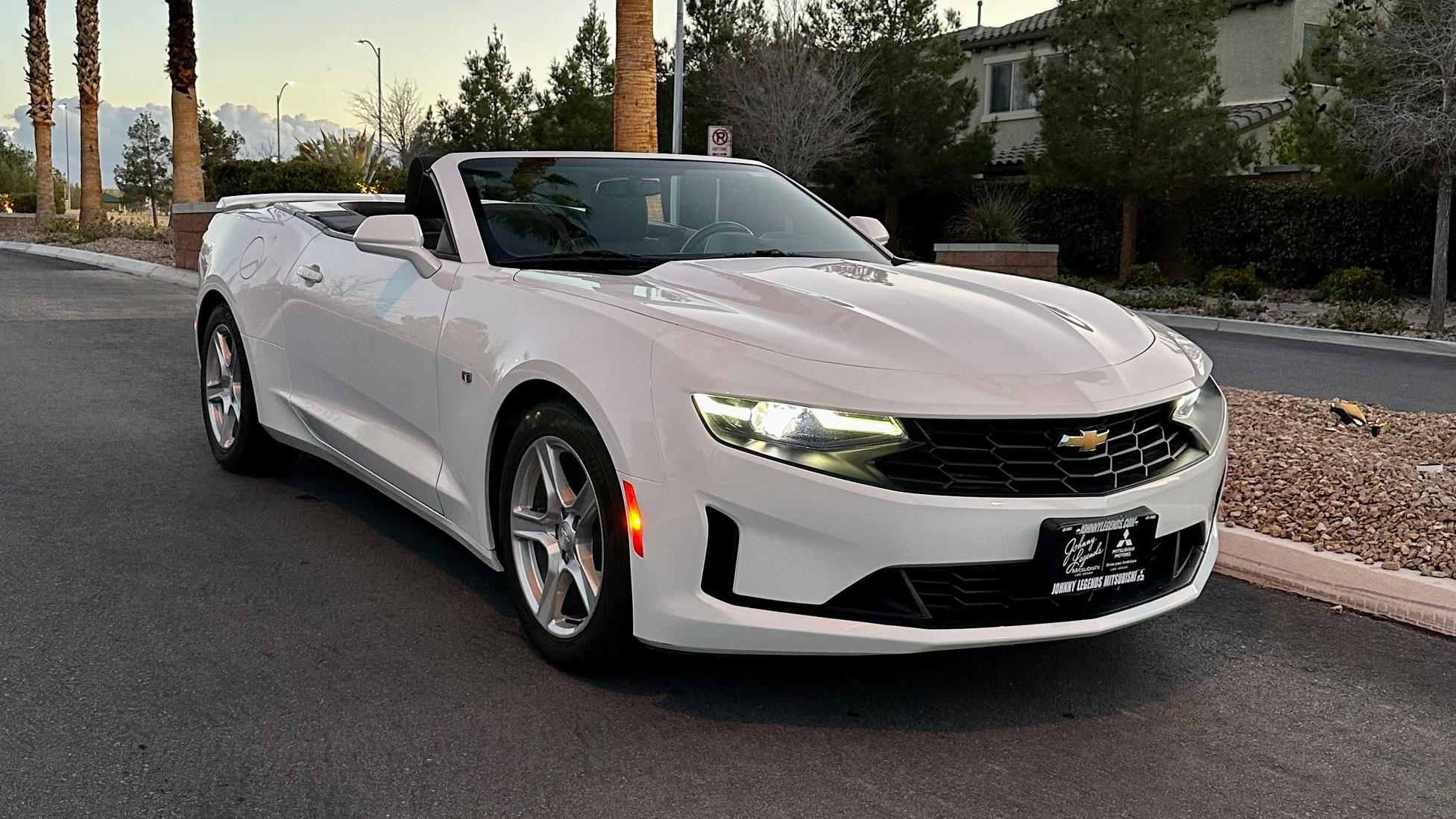 Chevrolet Camaro 2020 in 