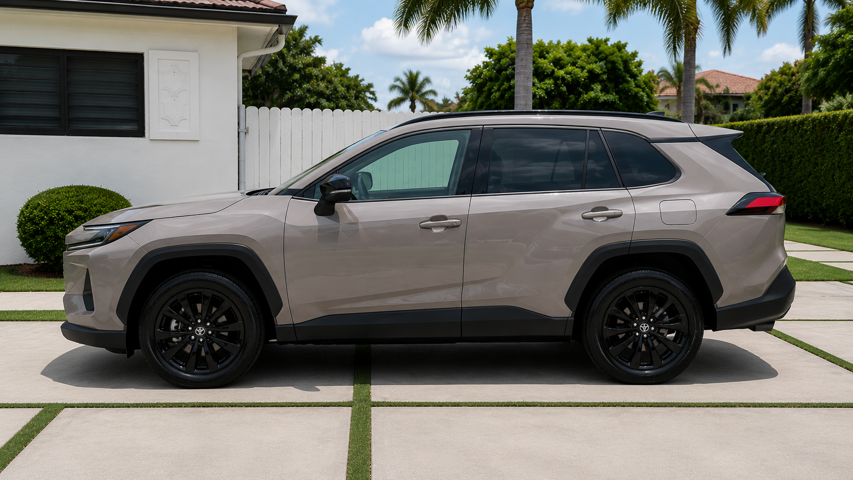 Toyota RAV4 Hybrid 2026 in Miami, FL