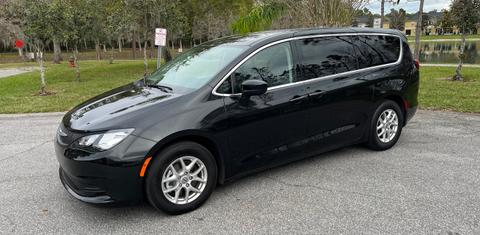 Chrysler Voyager 2023