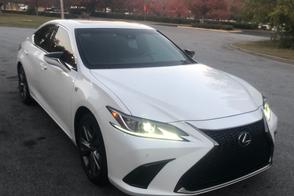 Lexus ES car