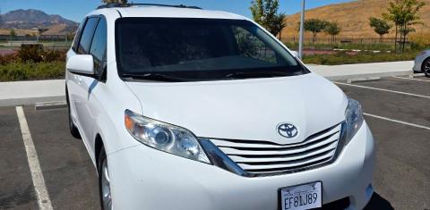 Toyota Sienna 2017