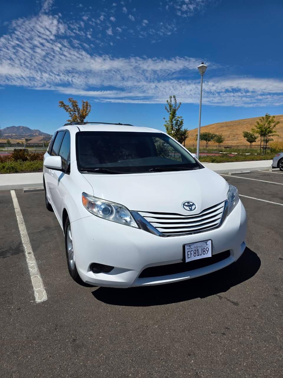 Toyota Sienna 2017 in Antioch, CA