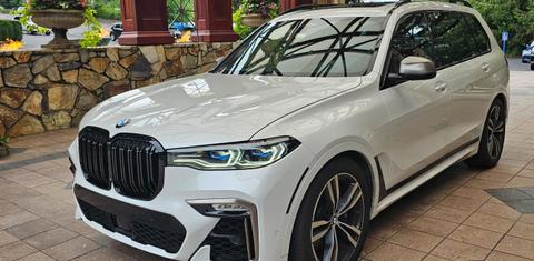 BMW X7 2021