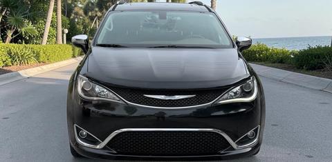 Chrysler Pacifica 2017
