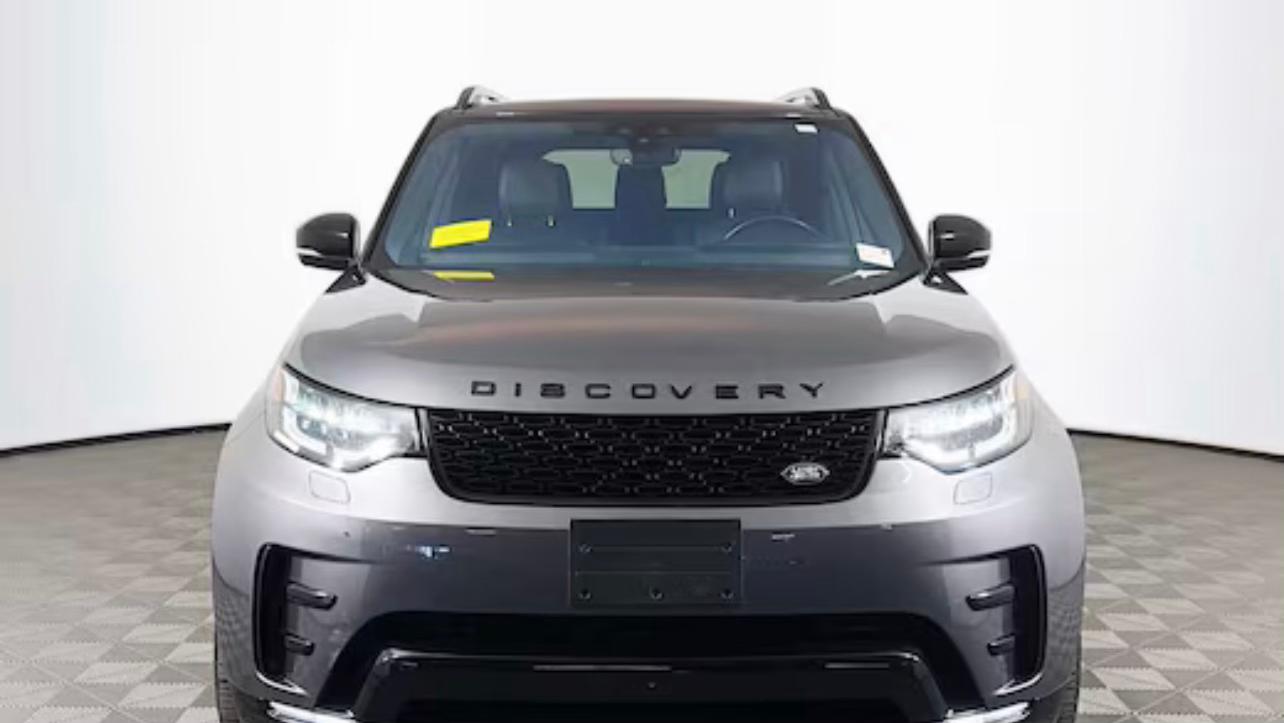 Land Rover Discovery 2018 in Wakefield, MA