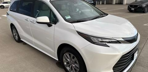 Toyota Sienna 2025