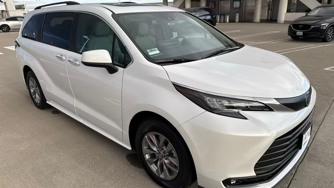 Toyota Sienna 2025 in Millbrae, CA