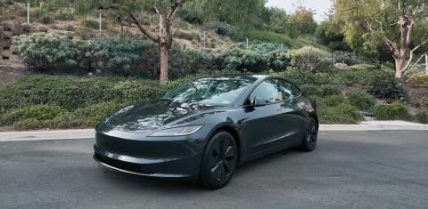 Tesla Model 3 2024