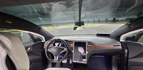 Tesla Model X 2017
